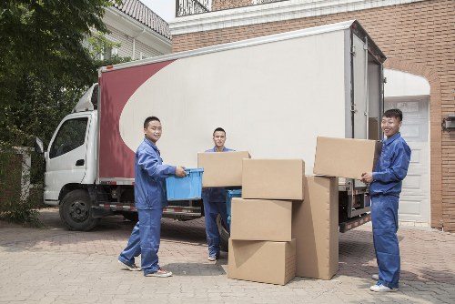 Packing and transport support for an office move in Mitcham