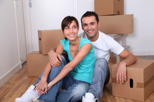 Careful box labelling and room-by-room packing service in Mitcham